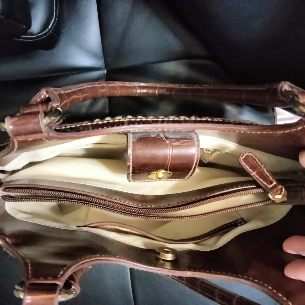 Purse - Picture 3 of 6